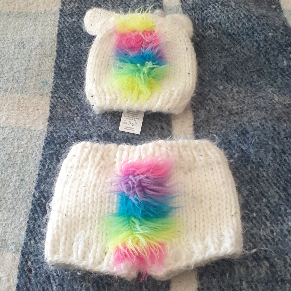 Unicorn baby outfit. (Bin4) - Picture 1 of 3